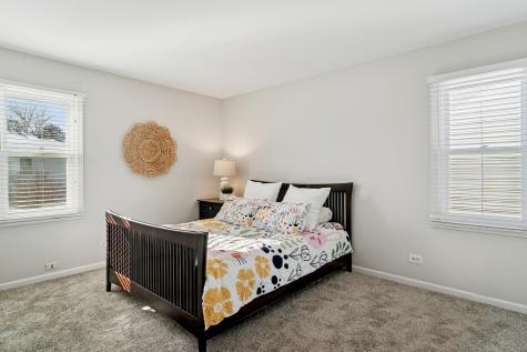 4210 North Walnut Avenue Arlington Heights IL 60004