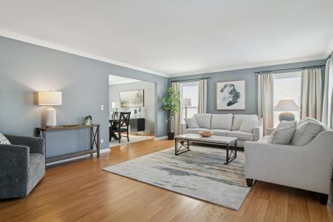 4210 North Walnut Avenue Arlington Heights IL 60004