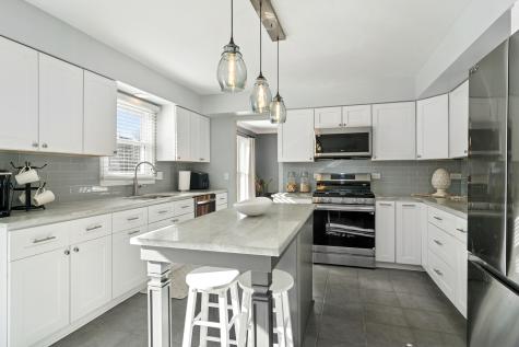 4210 North Walnut Avenue Arlington Heights IL 60004