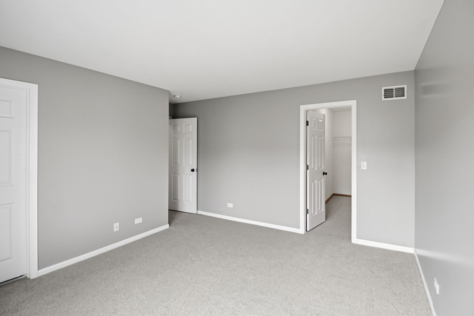 1893 Indian Hill Lane Aurora IL 60503