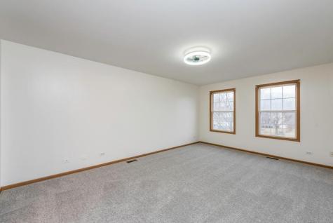 38429 North Creek Court Beach Park IL 60087