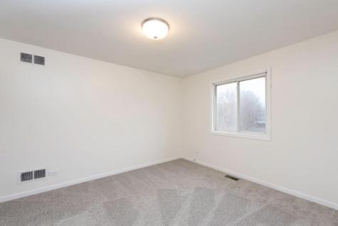 38429 North Creek Court Beach Park IL 60087