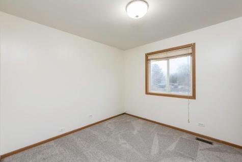 38429 North Creek Court Beach Park IL 60087