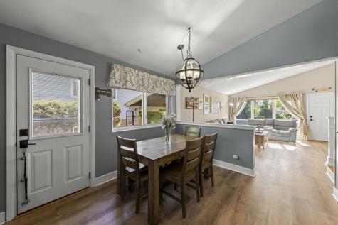 65 North Glenview Avenue Lombard IL 60148