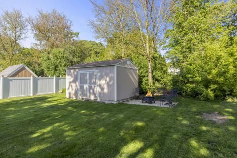 65 North Glenview Avenue Lombard IL 60148