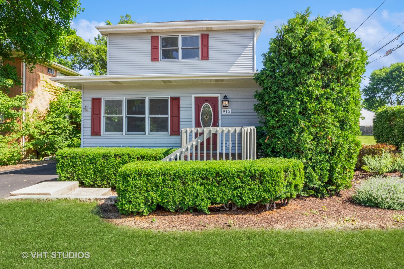 915 East Chicago Avenue Naperville IL 60540