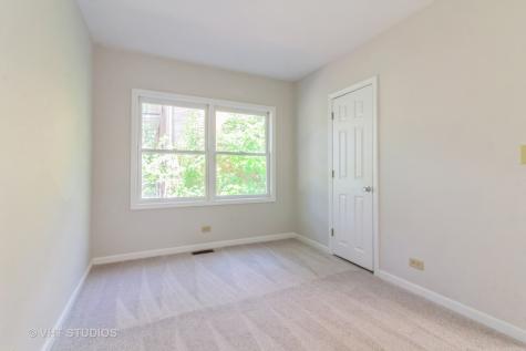 915 East Chicago Avenue Naperville IL 60540