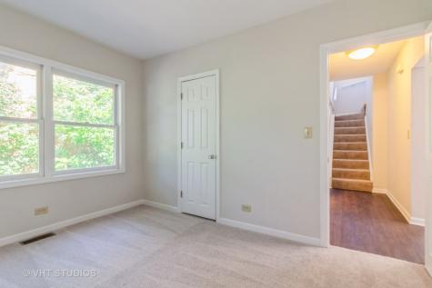 915 East Chicago Avenue Naperville IL 60540