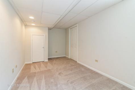 915 East Chicago Avenue Naperville IL 60540