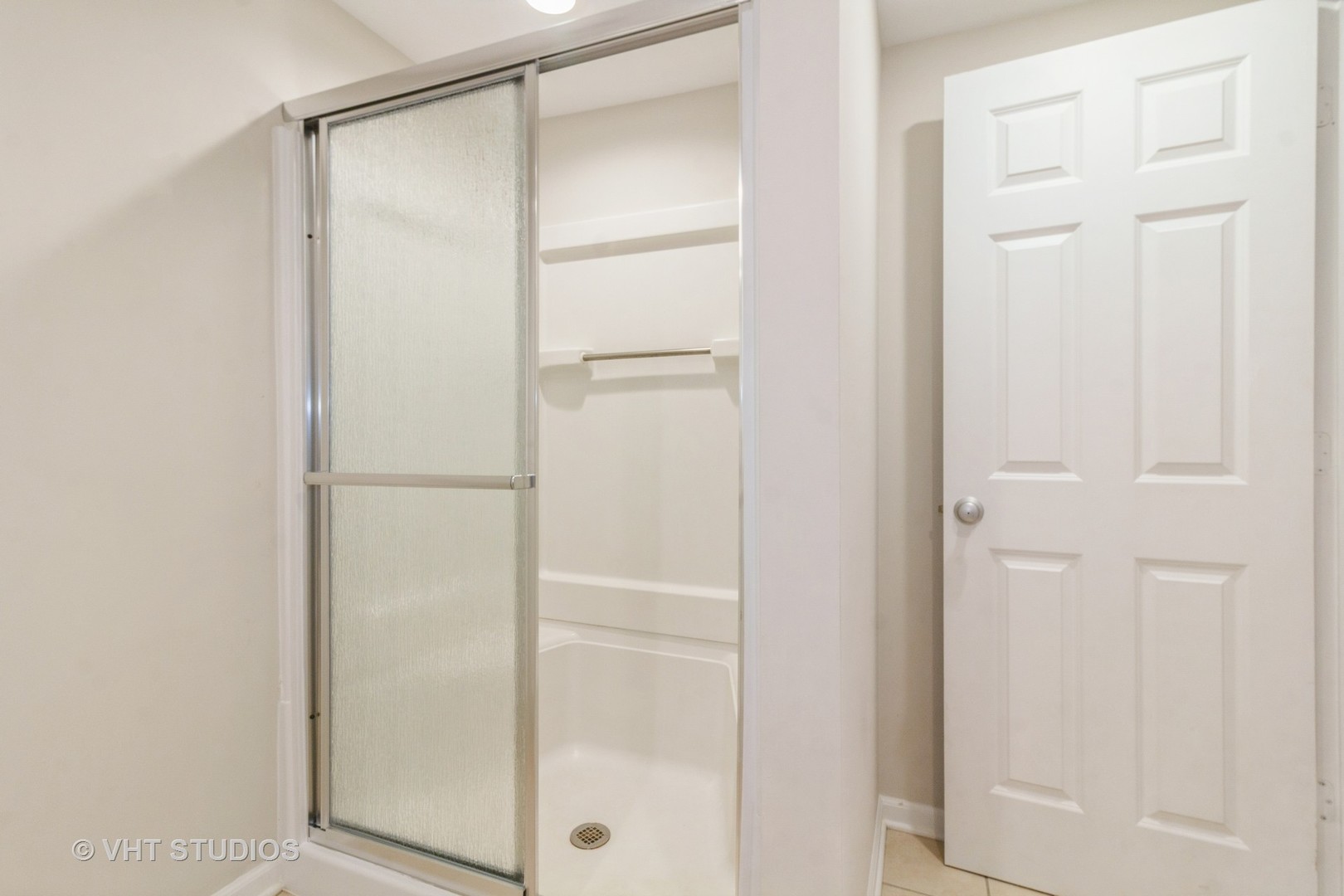 915 East Chicago Avenue Naperville IL 60540