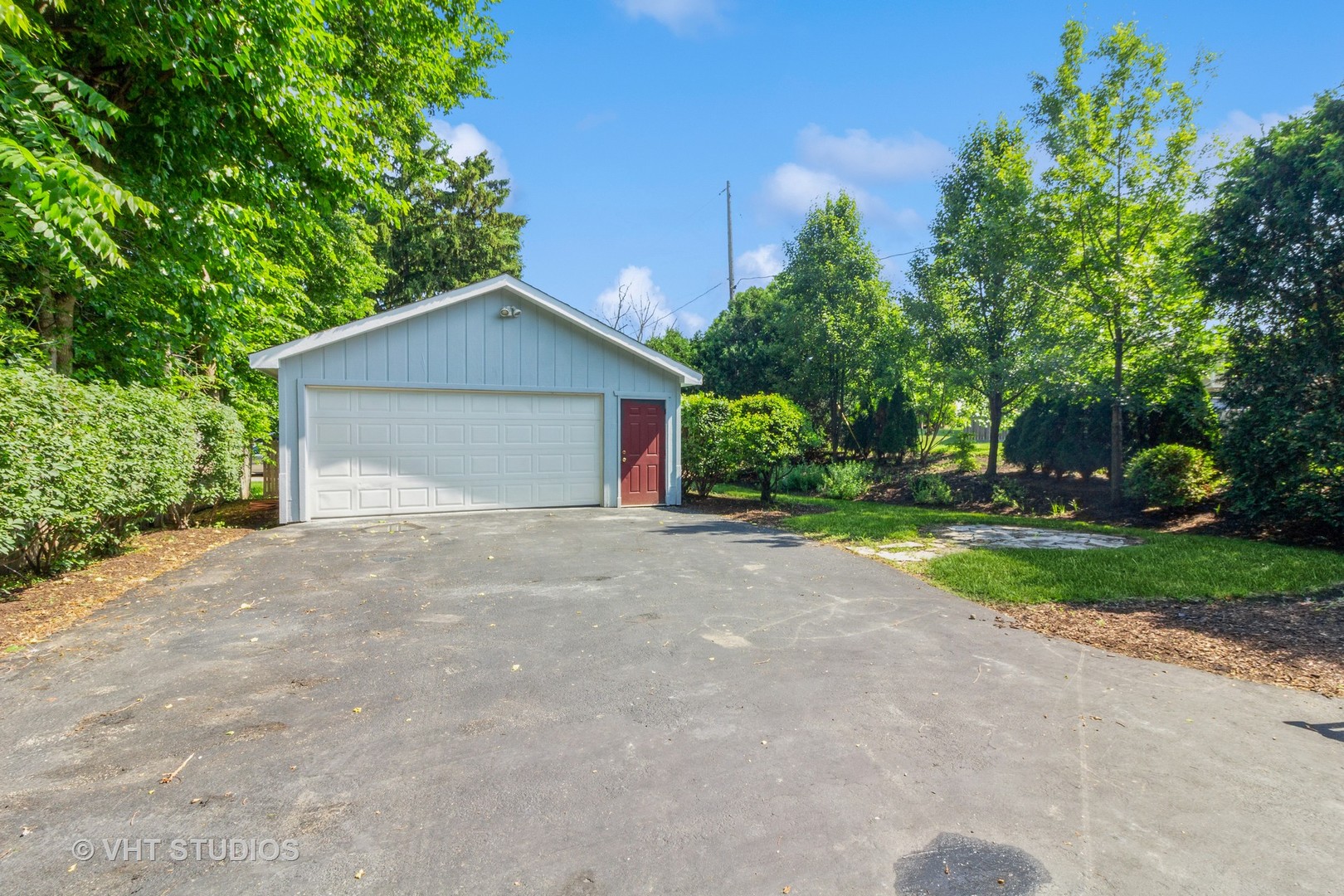 915 East Chicago Avenue Naperville IL 60540