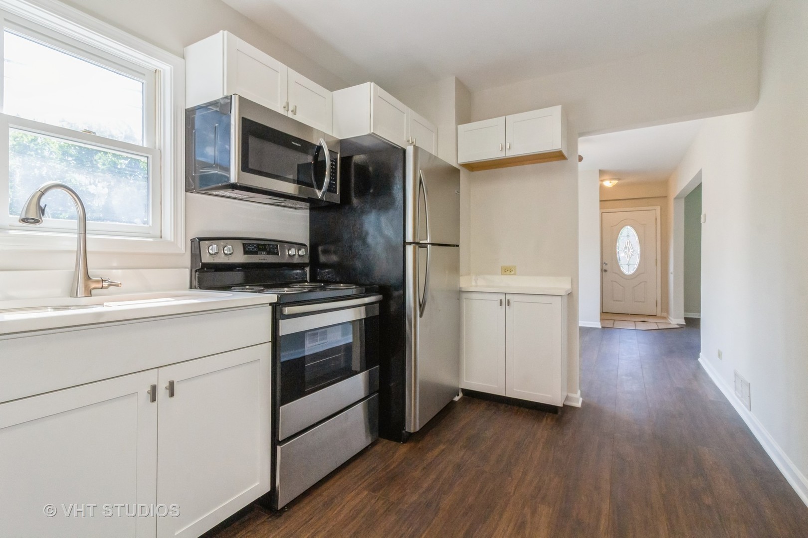 915 East Chicago Avenue Naperville IL 60540