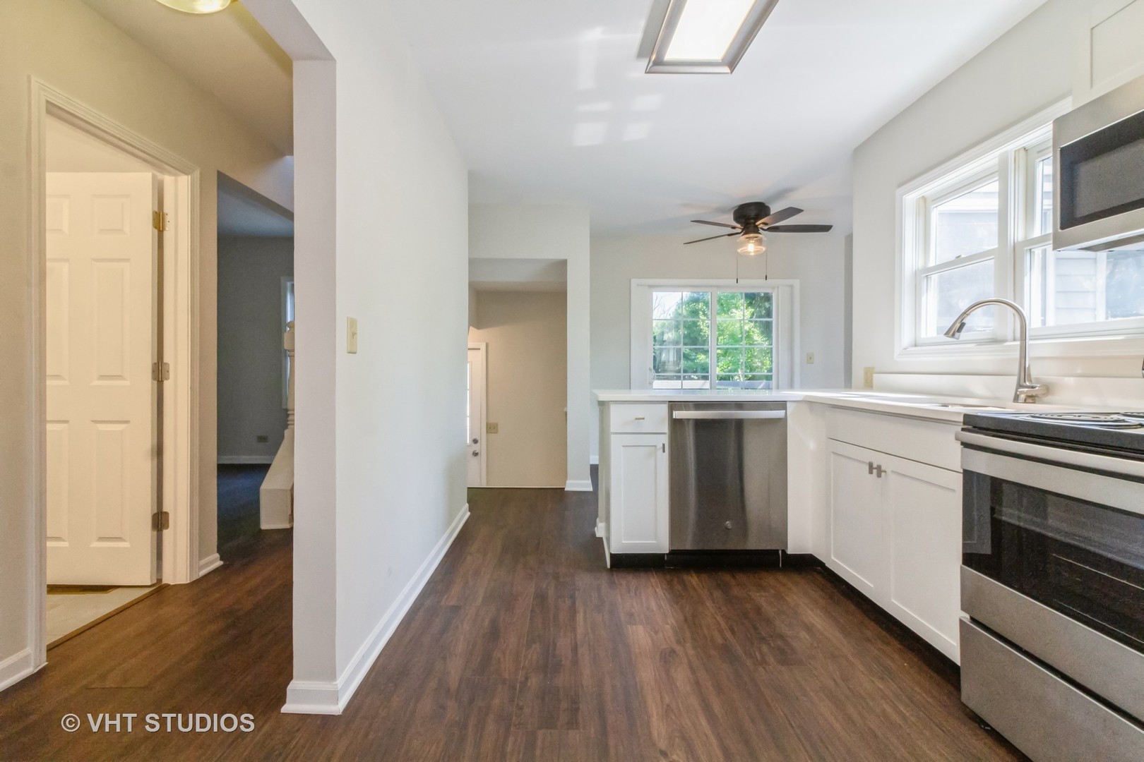 915 East Chicago Avenue Naperville IL 60540