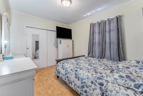 1333 Willow Avenue Des Plaines IL 60016