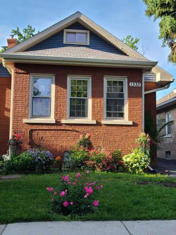 1333 Willow Avenue Des Plaines IL 60016