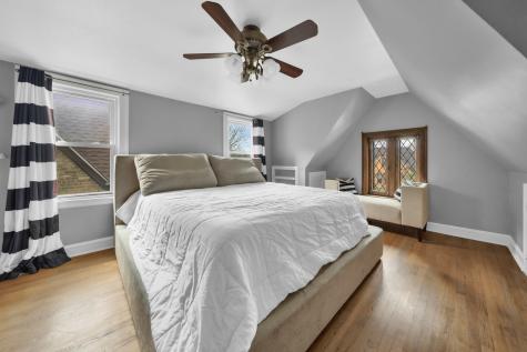3359 North Oak Park Avenue Chicago IL 60634
