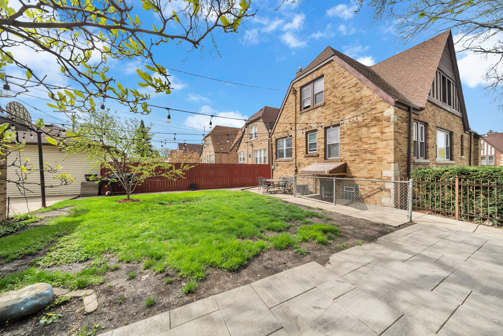 3359 North Oak Park Avenue Chicago IL 60634