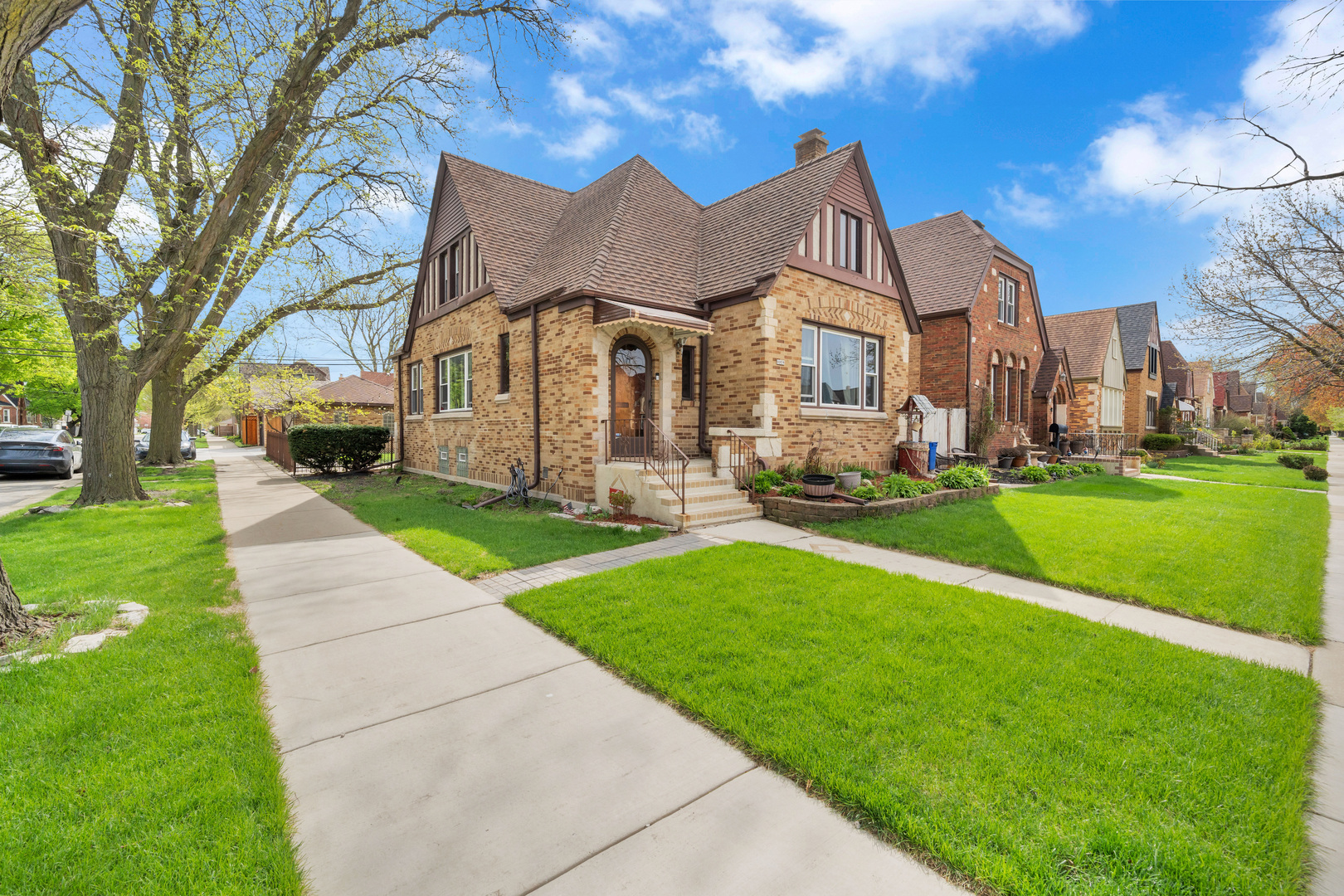 3359 North Oak Park Avenue Chicago IL 60634