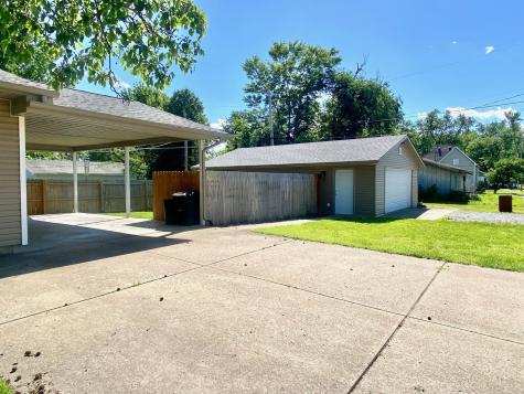 721 North 17th Street Herrin IL 62848