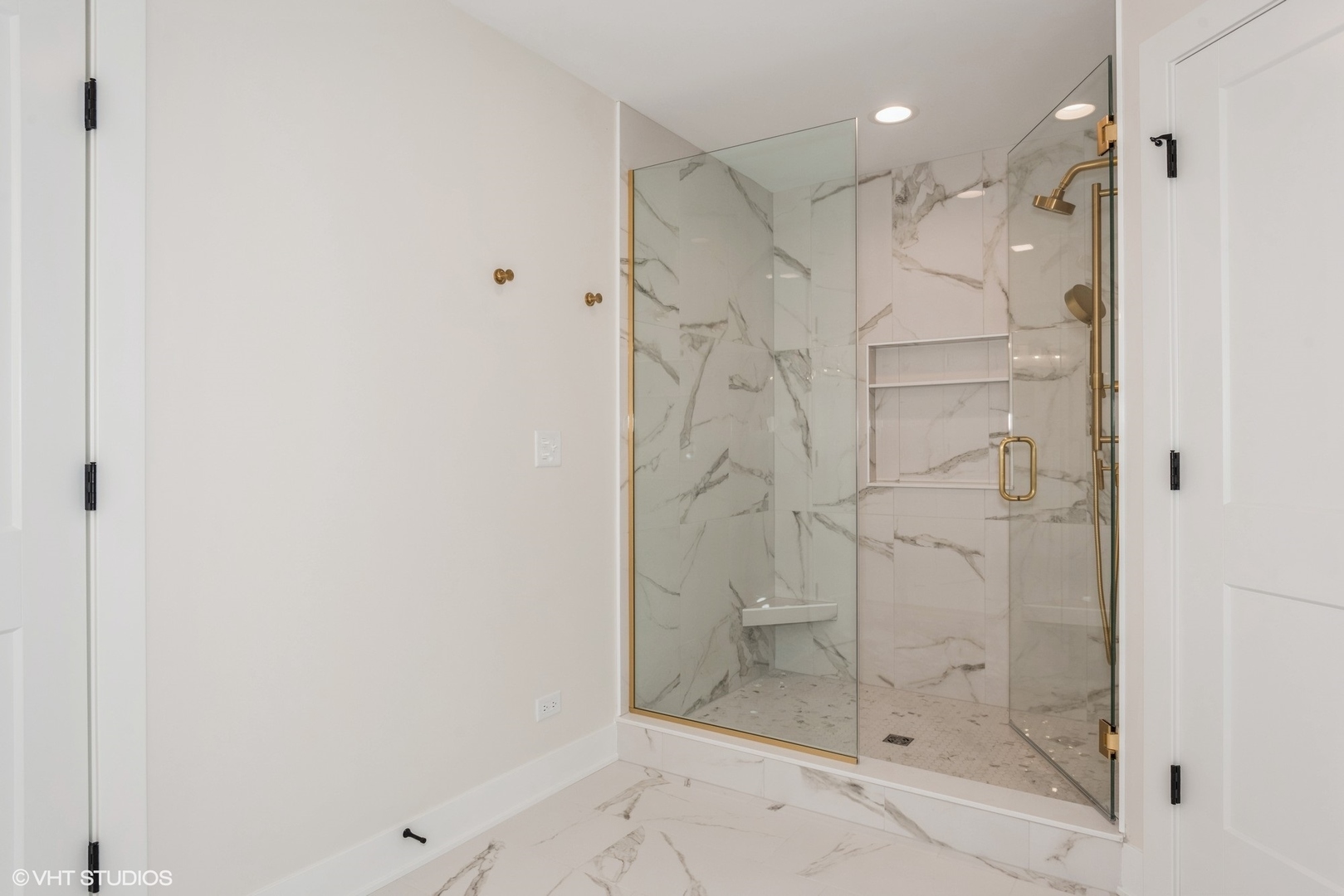 1N063 LOT 2 Farwell Street Carol Stream IL 60188
