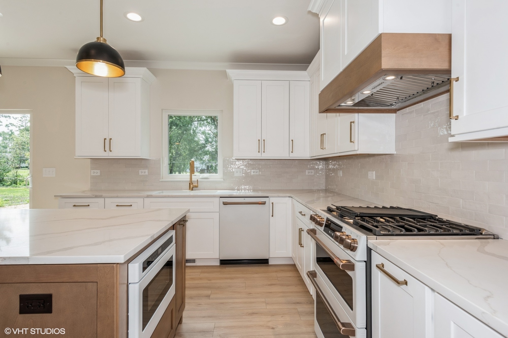 1N063 LOT 2 Farwell Street Carol Stream IL 60188