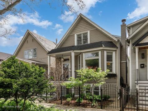 3813 North Hermitage Avenue Chicago IL 60613