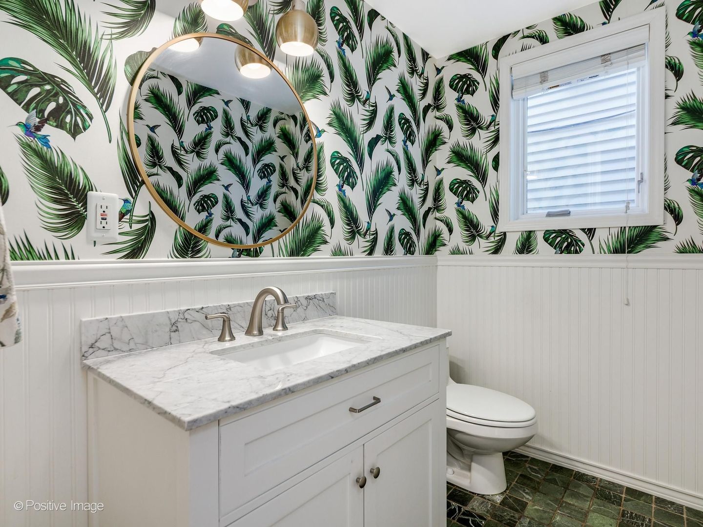 3813 North Hermitage Avenue Chicago IL 60613