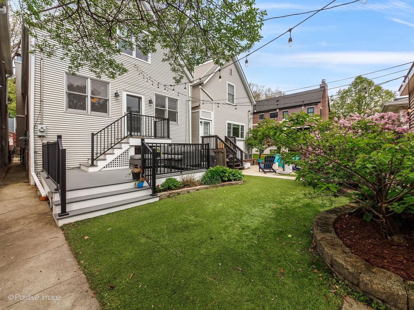 3813 North Hermitage Avenue Chicago IL 60613