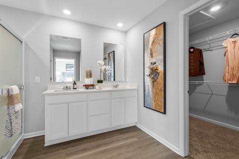 501 Autumn Moor Trail Hampshire IL 60140