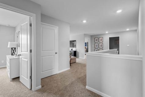 501 Autumn Moor Trail Hampshire IL 60140
