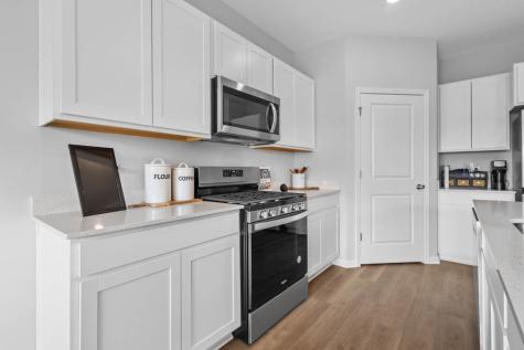 501 Autumn Moor Trail Hampshire IL 60140