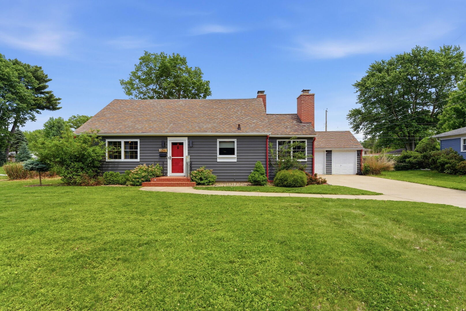 3215 34TH Street Rock Island IL 61201