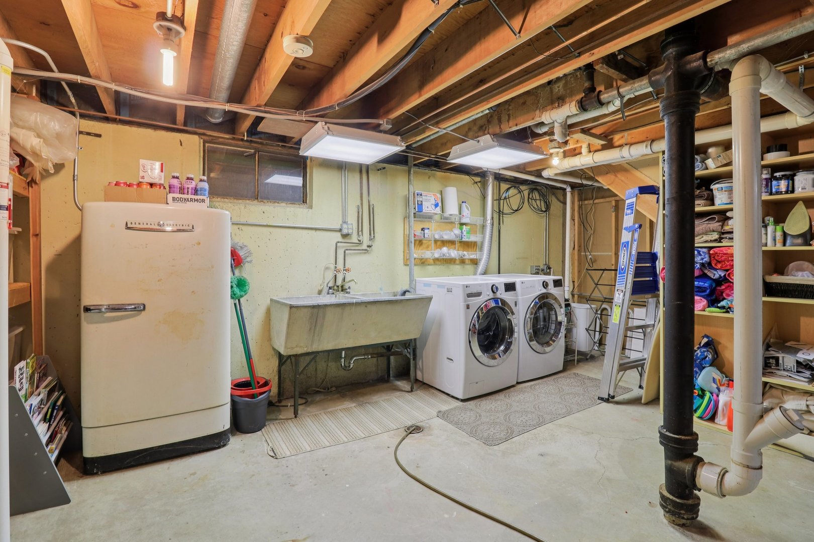 30W221 Claymore Lane Naperville IL 60563