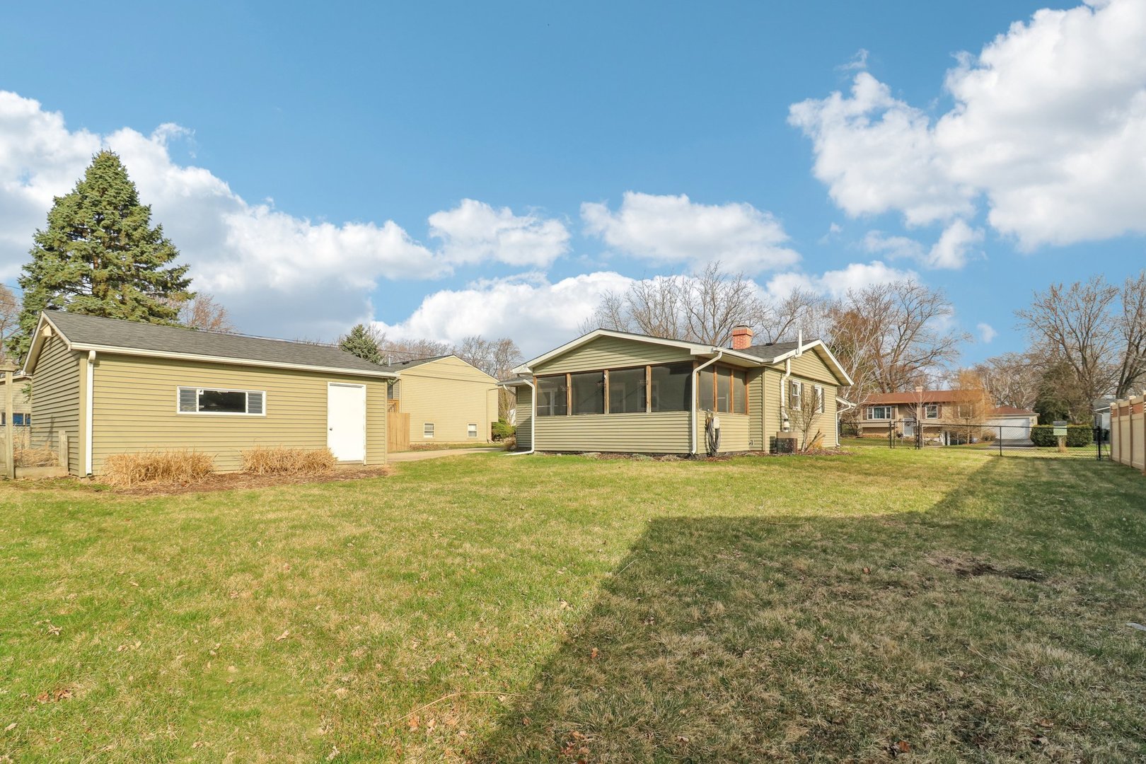 30W221 Claymore Lane Naperville IL 60563