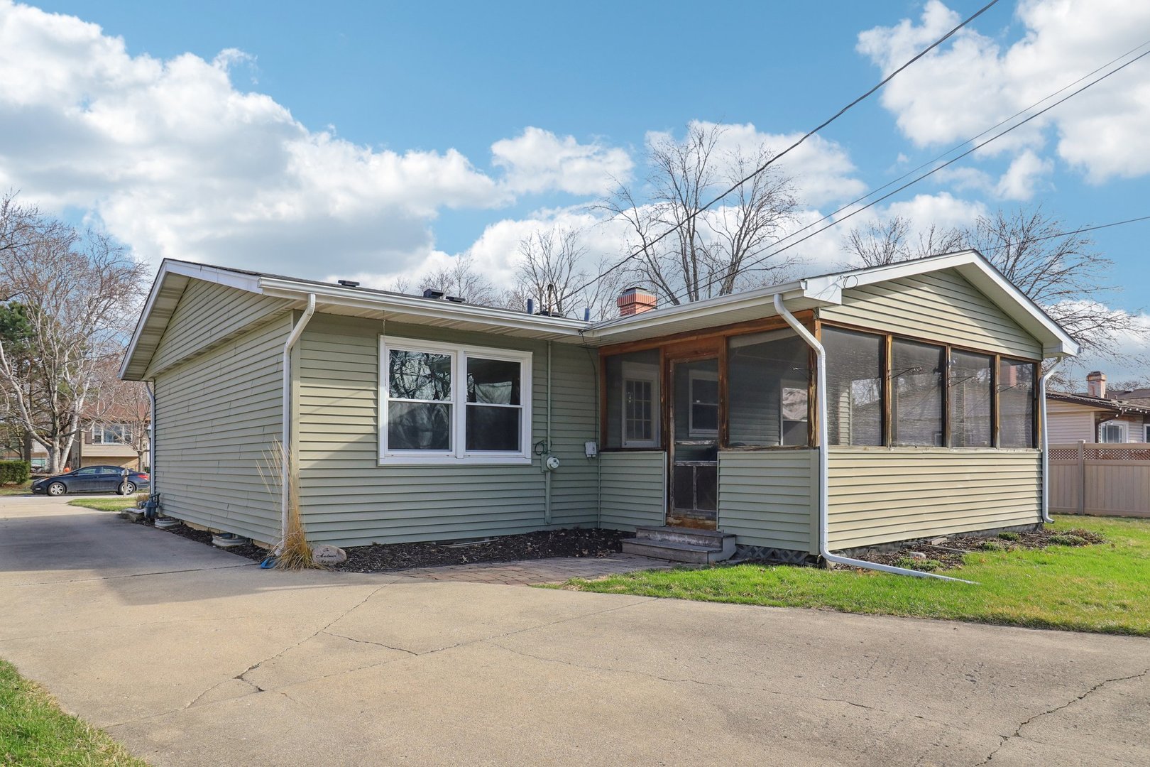 30W221 Claymore Lane Naperville IL 60563