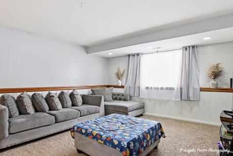 1920 Island Court Woodstock IL 60098