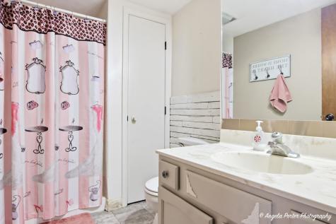 1920 Island Court Woodstock IL 60098