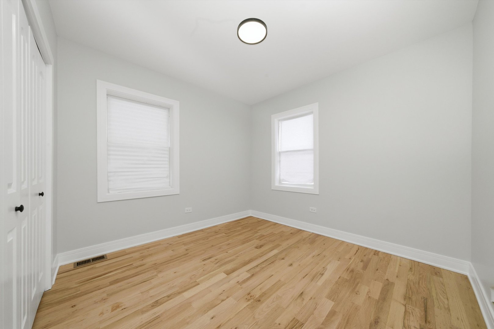 7146 South Constance Avenue Chicago IL 60649