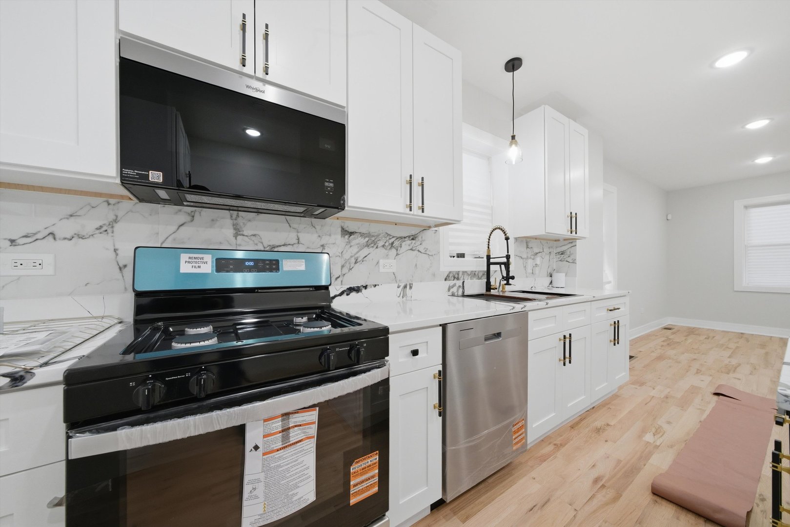 7146 South Constance Avenue Chicago IL 60649