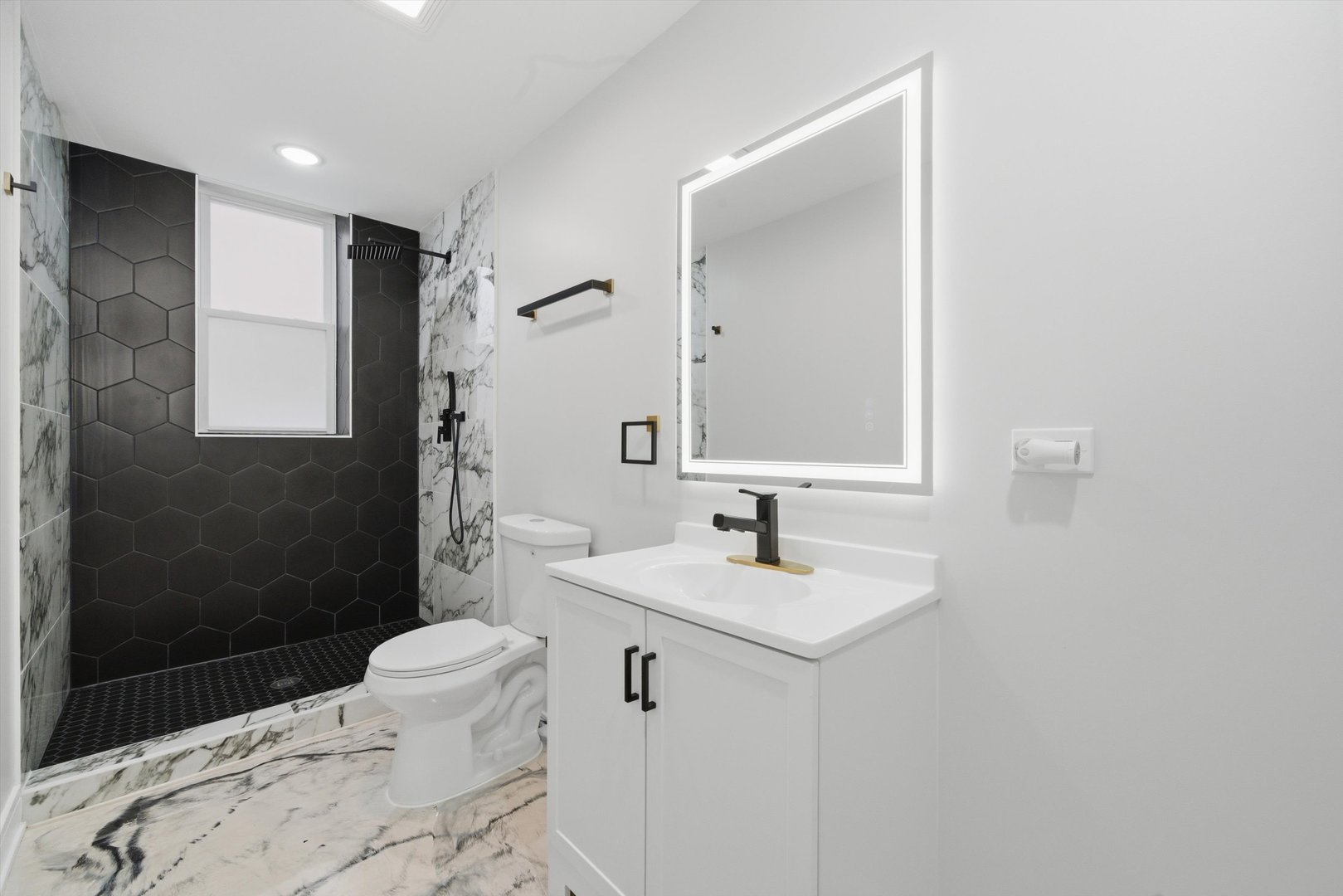 7146 South Constance Avenue Chicago IL 60649