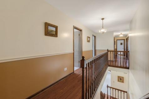 65 Regent Drive Oak Brook IL 60523