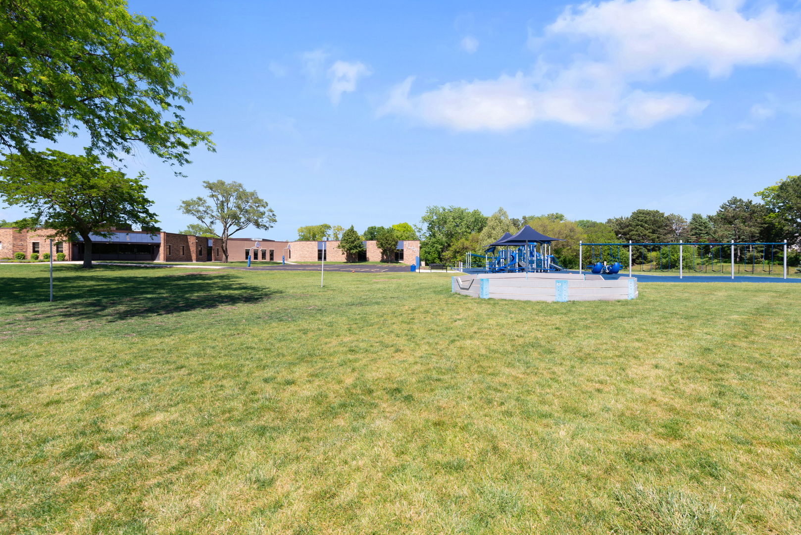 65 Regent Drive Oak Brook IL 60523
