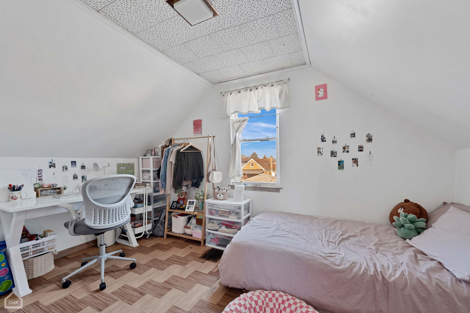 3736 West 70th Street Chicago IL 60629