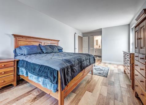 11 Birchwood Avenue Deerfield IL 60015
