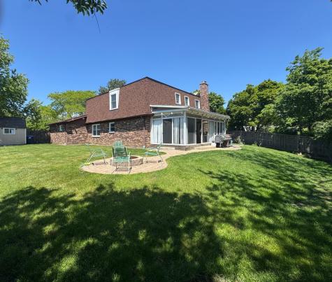 11 Birchwood Avenue Deerfield IL 60015