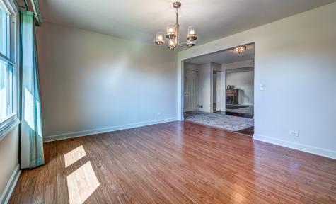 11 Birchwood Avenue Deerfield IL 60015