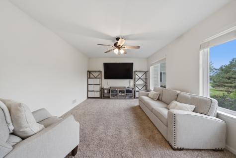 2432 Waterleaf Lane Woodstock IL 60098