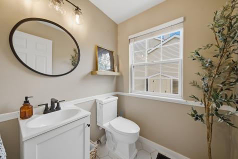 2432 Waterleaf Lane Woodstock IL 60098