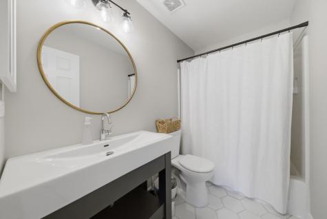 2432 Waterleaf Lane Woodstock IL 60098