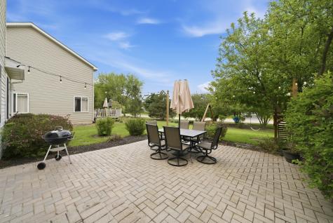 2432 Waterleaf Lane Woodstock IL 60098